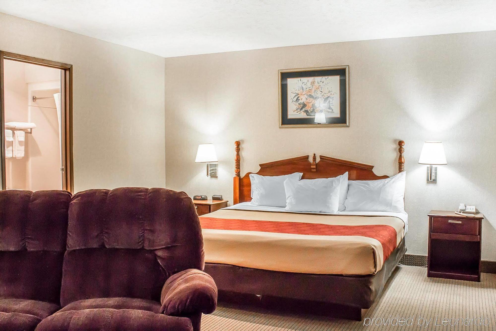 Econo Lodge Traverse City Kültér fotó